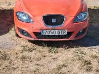 Usado Seat Leon Reference 105 CV (77 kW) 2010 Naranja Utilitario