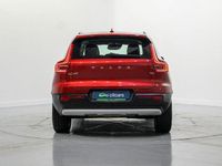 Usado Volvo XC40 Momentum 190 CV (139 kW) 2018 Rojo SUV