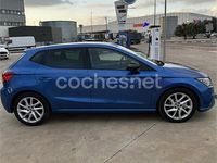 Usado Seat Ibiza FR 110 CV (80 kW) 2022 Azul Berlina