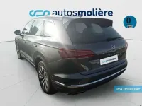 Usado VW Touareg Elegance 381 CV (280 kW) 2021 Gris SUV