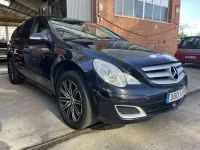 Usado Mercedes R320 272 CV (200 kW) 2006 Negro Monovolumen