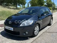 Usado Toyota Auris Active 132 CV (97 kW) 2012 Negro Berlina