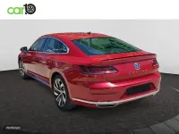 Usado VW Arteon R-line 150 CV (110 kW) 2019 Rojo Utilitario