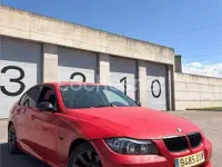 Usado BMW 320 163 CV (119 kW) 2005 Rojo Berlina