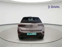 Usado Opel Mokka GS Line 131 CV (96 kW) 2021 Gris SUV