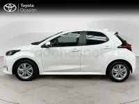 Usado Toyota Yaris 125 CV (91 kW) 2022 Blanco Utilitario