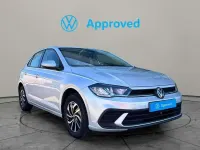 Usado VW Polo 94 CV (69 kW) 2024 Gris Utilitario