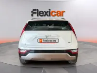 Usado Kia Niro 141 CV (103 kW) 2023 Blanco SUV