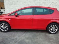Usado Seat Leon Style 105 CV (77 kW) 2011 Rojo Utilitario