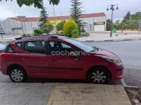 Usado Peugeot 207 90 CV (66 kW) 2008 Rojo Berlina