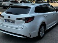 Usado Toyota Corolla Active 122 CV (89 kW) 2022 Blanco Familiar