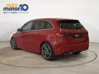 Usado Mercedes B200 150 CV (110 kW) 2020 Rojo Utilitario