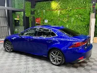 Usado Lexus IS300h Sport Line 223 CV (164 kW) 2017 Azul Berlina