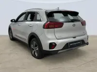 Begagnad Kia Niro 141 HK (103 kW) 2021 Grå SUV