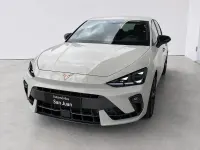 Usado Cupra Leon 204 CV (150 kW) 2025 Gris / plata Berlina
