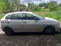 Usado Seat Ibiza 100 CV (73 kW) 2004 Blanco Utilitario