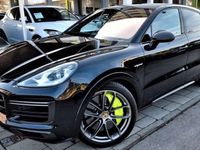 usado Porsche Cayenne Turbo S E-Hybrid Coupé Aut.