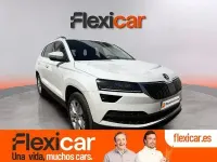 Usado Skoda Karoq Ambition 110 CV (80 kW) 2021 Blanco SUV