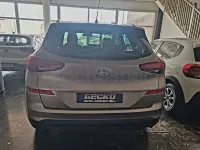 Usado Hyundai Tucson 132 CV (97 kW) 2019 Beige SUV