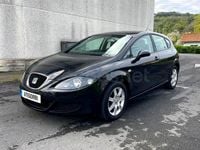 Usado Seat Leon Sport 102 CV (75 kW) 2005 Negro Utilitario
