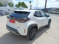 Usado Toyota Yaris Cross 116 CV (85 kW) 2023 Blanco SUV