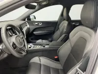 Usado Volvo XC60 Plus 250 CV (183 kW) 2024 Blanco SUV