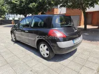 Usado Renault Mégane Authentique 98 CV (72 kW) 2004 Negro Berlina