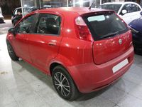 Usado Fiat Grande Punto Active 95 CV (69 kW) 2007 Rojo Utilitario