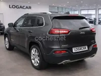 Usado Jeep Cherokee Limited 140 CV (102 kW) 2016 Gris / plata SUV