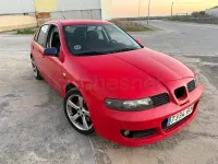 Usado Seat Leon Sport 180 CV (132 kW) 2002 Rojo Utilitario