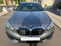 Usado BMW 118 150 CV (110 kW) 2022 Gris Utilitario