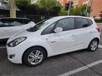 Usado Hyundai ix20 Comfort 115 CV (84 kW) 2013 Blanco Utilitario