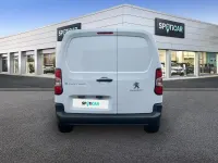 Usado Peugeot Partner 136 CV (100 kW) 2024 Blanco Monovolumen