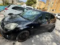 Usado Ford Fiesta Sport 100 CV (73 kW) 2007 Negro Utilitario