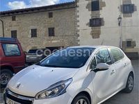 Usado Peugeot 208 Active 75 CV (55 kW) 2018 Blanco Utilitario