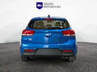 Usado Kia Rio 100 HP (73 kW) 2022 Azul Sedan