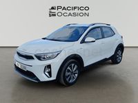 Usado Kia Stonic 100 HP (73 kW) 2021 Branco SUV