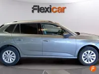 Usado Skoda Kamiq Selection 95 CV (69 kW) 2024 Gris SUV