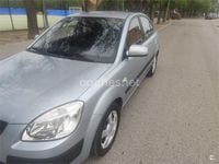 Usado Kia Rio 110 CV (80 kW) 2007 Azul Berlina