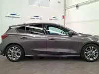 Usado Ford Focus ST-Line 155 CV (114 kW) 2026 Gris Berlina