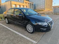 Usado VW Passat Highline 140 CV (102 kW) 2006 Negro Berlina