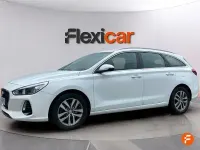 Usado Hyundai i30 110 CV (80 kW) 2018 Blanco Familiar