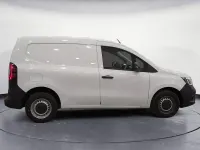 Usado Renault Kangoo 75 CV (55 kW) 2025 Blanco Monovolumen