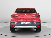 Usado Renault Arkana Zen 145 CV (106 kW) 2022 Rojo SUV