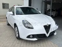 Usado Alfa Romeo Giulietta Super 120 CV (88 kW) 2017 Blanco Utilitario