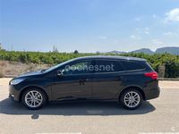 Usado Ford Focus Trend 120 CV (88 kW) 2018 Negro Familiar