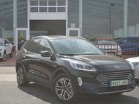 Usado Ford Kuga Titanium 225 HP (165 kW) 2021 Preto SUV