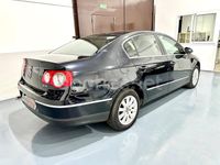 Usado VW Passat Advance 140 CV (102 kW) 2007 Negro Berlina