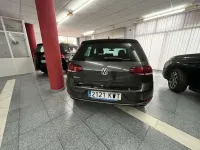Usado VW Golf VII Sport 116 CV (85 kW) 2019 Plateado Utilitario