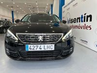 Usado Peugeot 308 Style 130 CV (95 kW) 2020 Negro Familiar